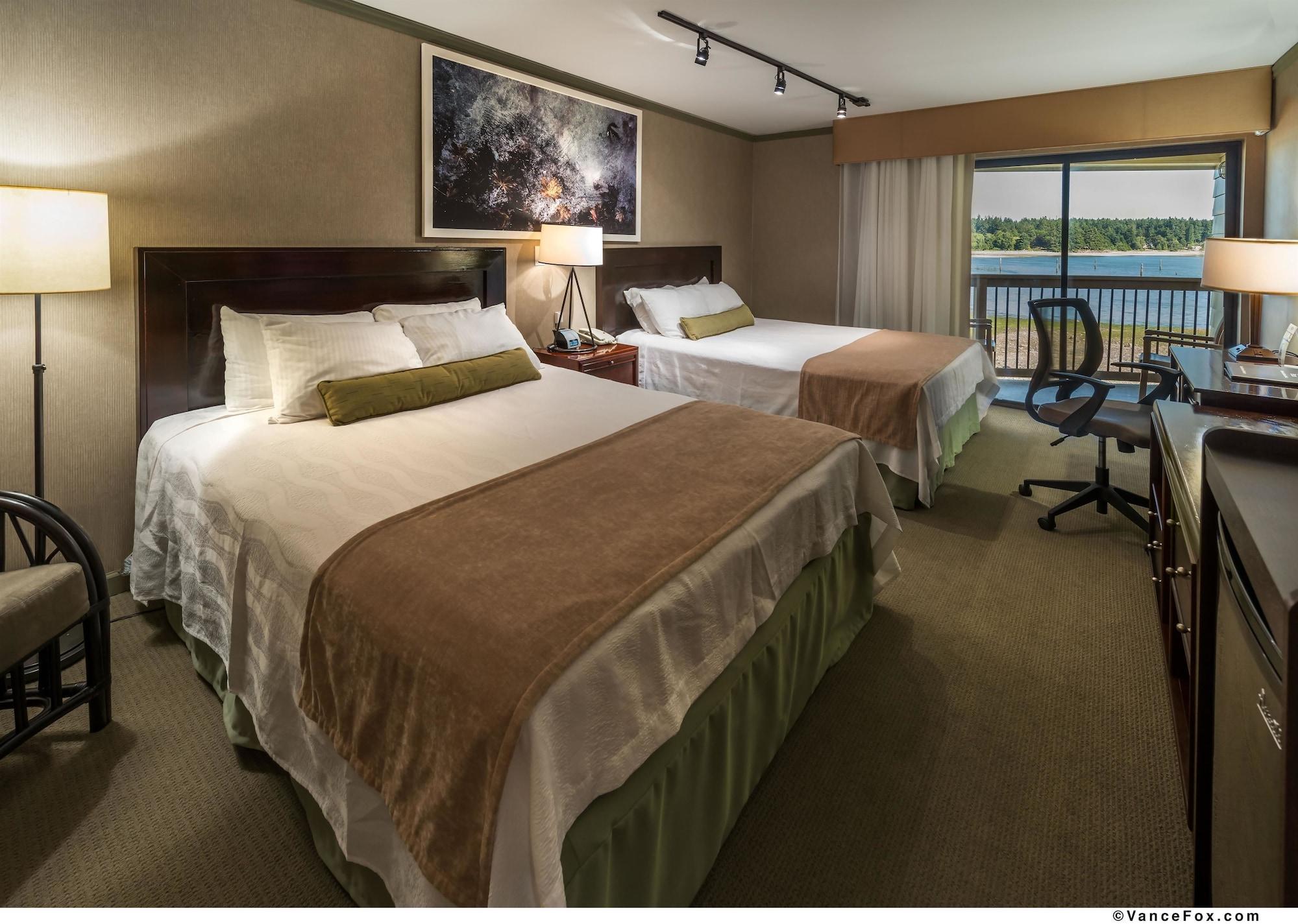 Best Western Plus Silverdale Beach Hotel Exterior photo