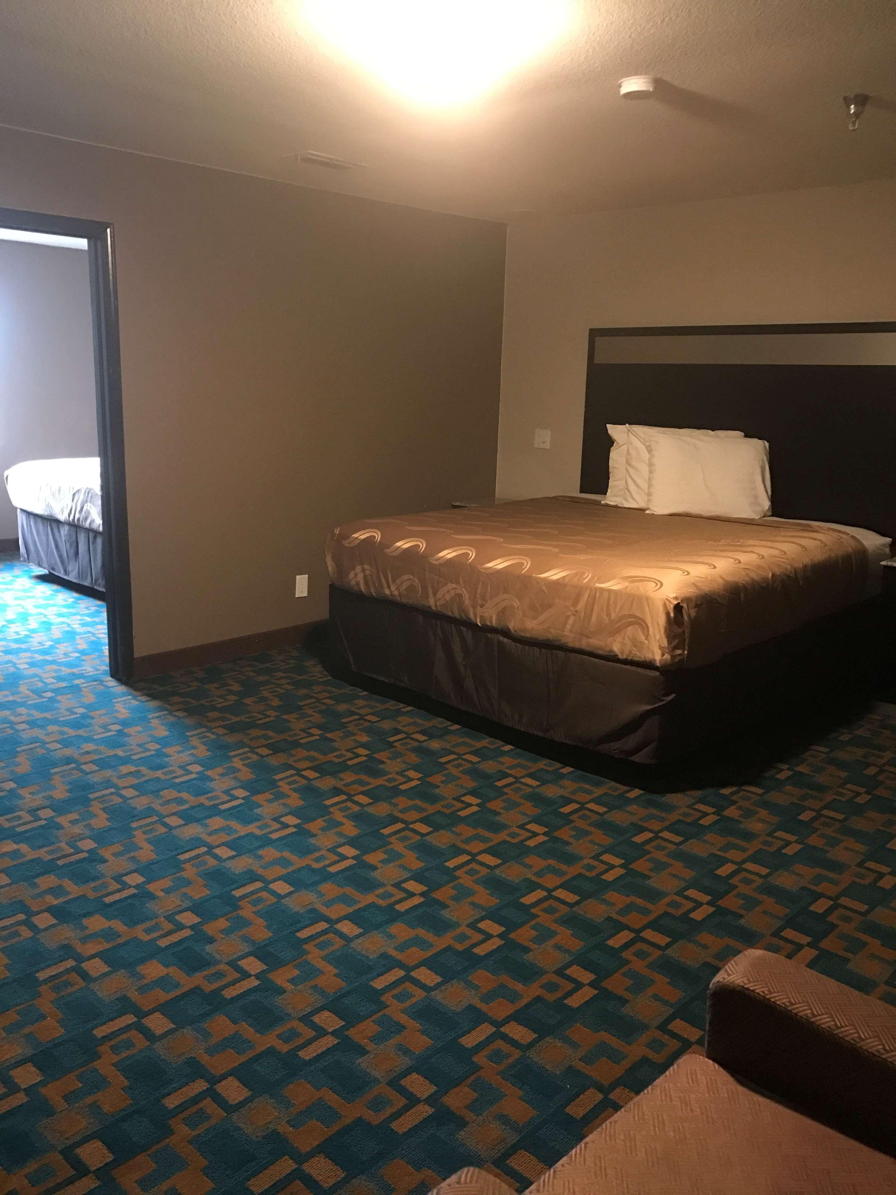 Best Western Plus Silverdale Beach Hotel Exterior photo